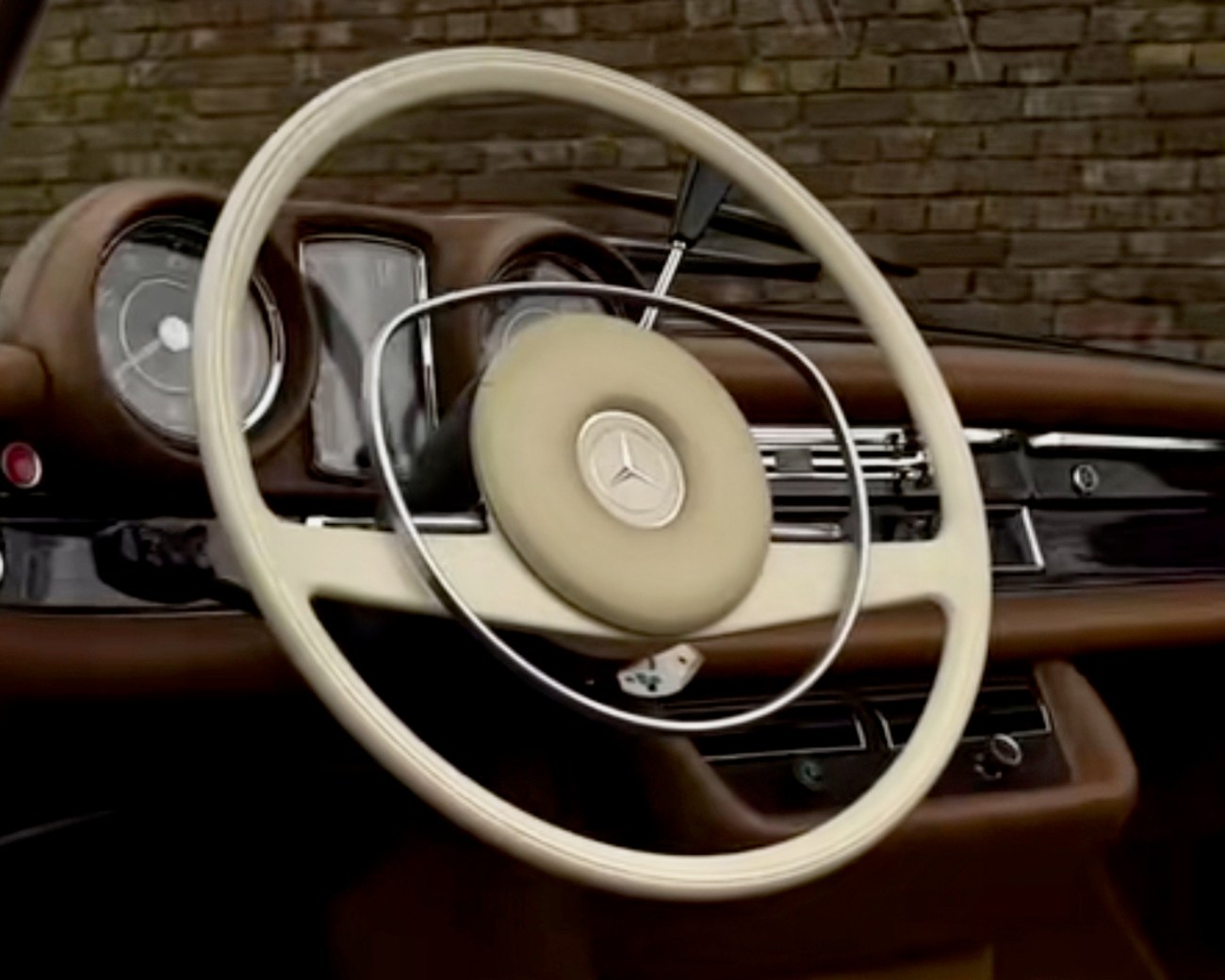 Petri Bakelite Steering Wheel - Image 4