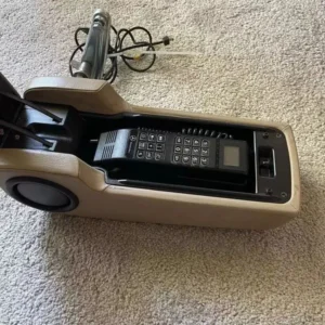 Amrest and telephone W124
